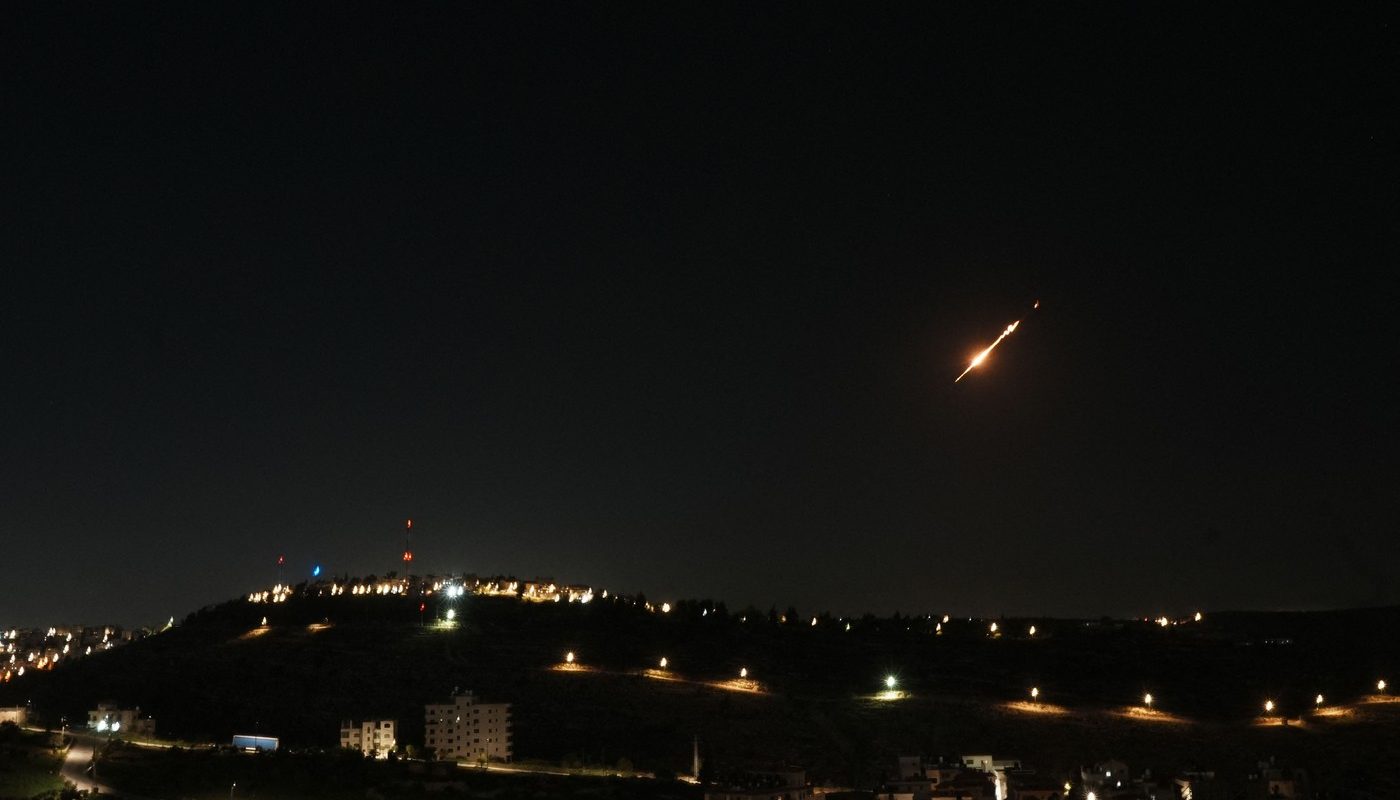 Numărul rachetelor lansate de Iran scade „în fiecare zi”, susține armata israeliană