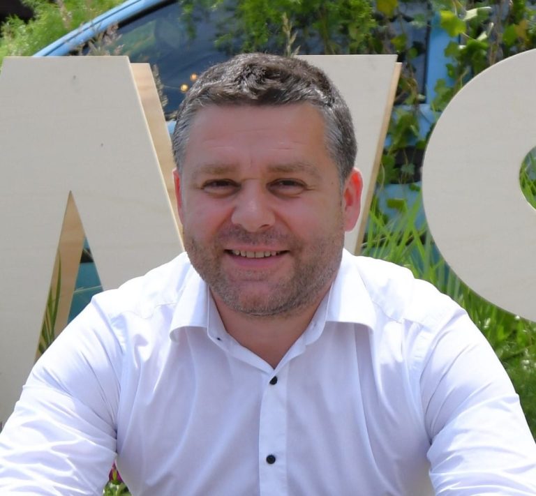 Jurnaliștii, fără acces gratuit la evenimente culturale și parcări