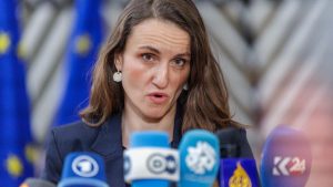 Oana Țoiu, acuzată de abuz: Ar fi scos-o pe fiica lui Ponta dintr-un avion