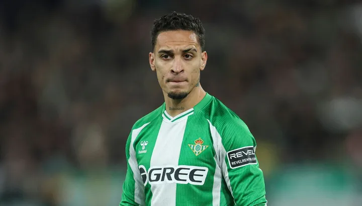 Variante:

Derby-ul Sevillei: Betis și Sevilla, duel de foc în La Liga! (59 caractere)
Betis – Sevilla: Analiza meciului, absenți și echipe probabile. (60 caracttere)
Preview La Liga: Betis – Sevilla, o rivalitate explozivă pe teren! (61 caractere)
Sevilla în deplasare la Betis: Totul despre derby-ul andaluz. (56 caractere)
Betis vs Sevilla: Pronostic, echipe de start și ultimele noutăți. (56 caractere)