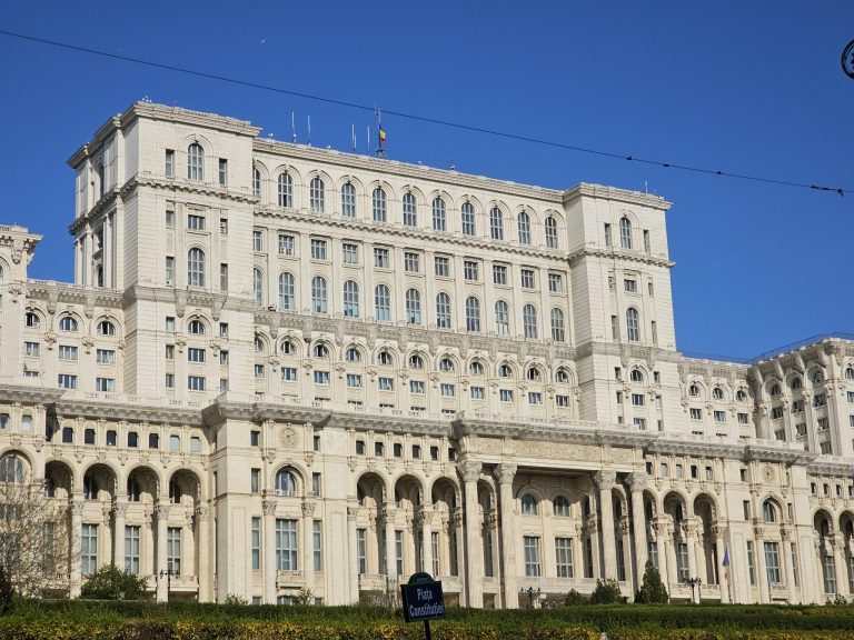 Proiectul bugetului de stat pe 2026, adoptat de parlament