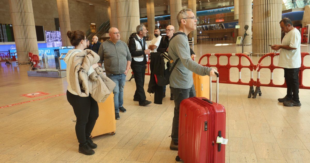 Tel aviv: Aeroportul redeschis parțial după atacul iranian, primii pasageri pleacă