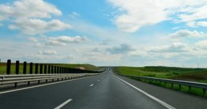 Guvernul bagă 500 mil. Euro în autostrada sibiu-pitești. Când se termină „traseul munților”?