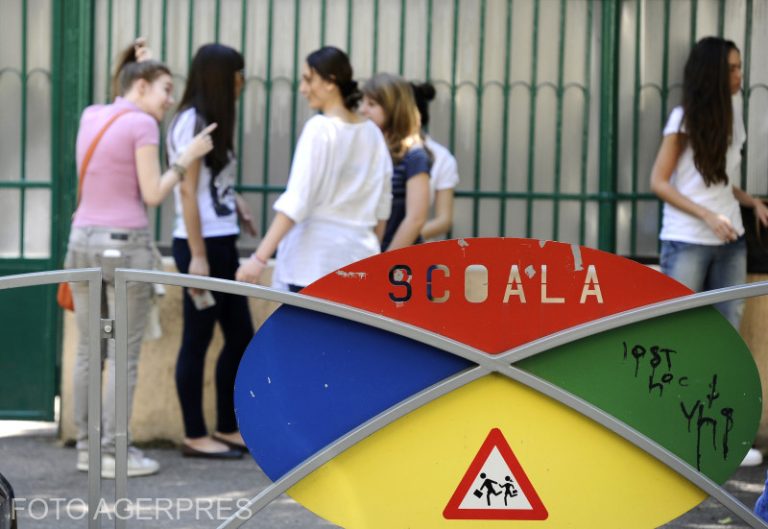 Baremul de corectare la română pentru simularea de la evaluarea națională 2026, publicat