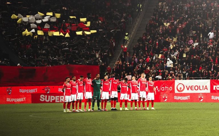 Dinamo, start la transferuri! Un atacant face presiuni pentru plecare