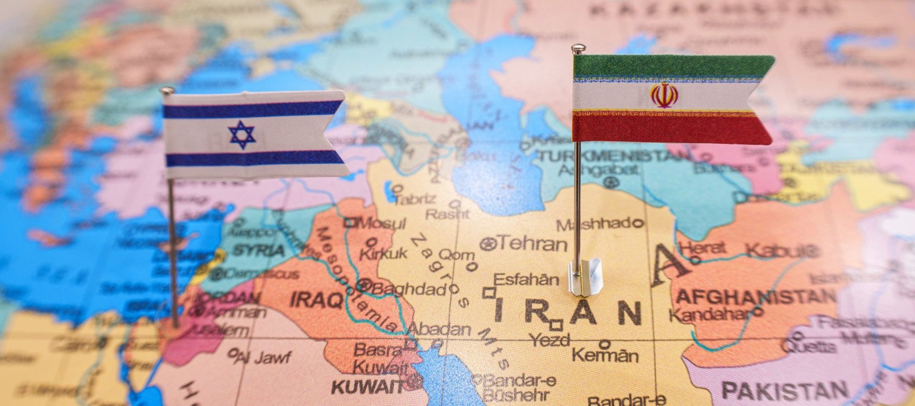 Români din Israel, repatriați via Egipt, alții blocați în Emirate