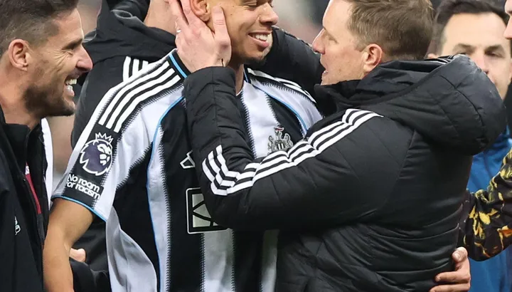 Newcastle united – manchester city: Duelul greilor, cu echipe și scheme