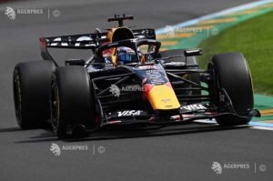Verstappen, zâmbet larg după primele antrenamente libere din australia