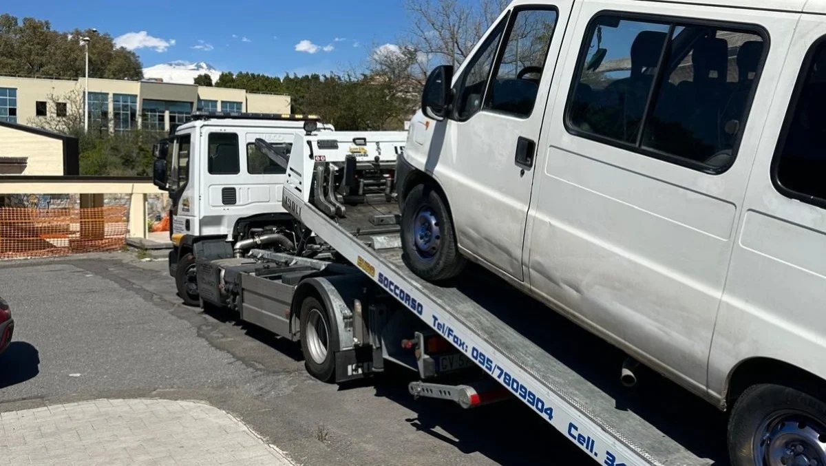 Român prins în Italia fără permis, mașină și asigurare, amendat cu 10.000 €