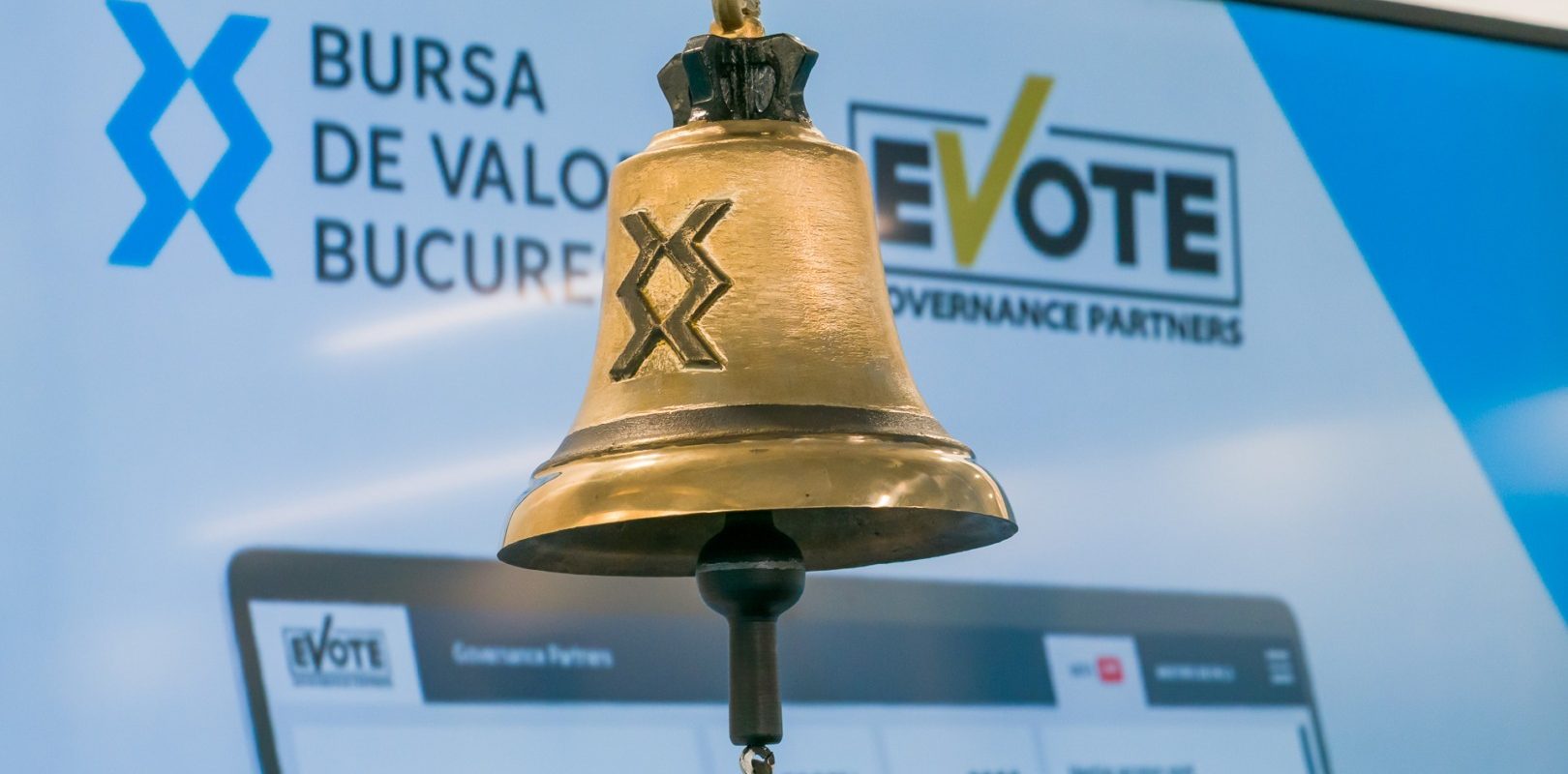 Ce cred românii despre listarea la bursă a companiilor de stat? Sondaj G4Media