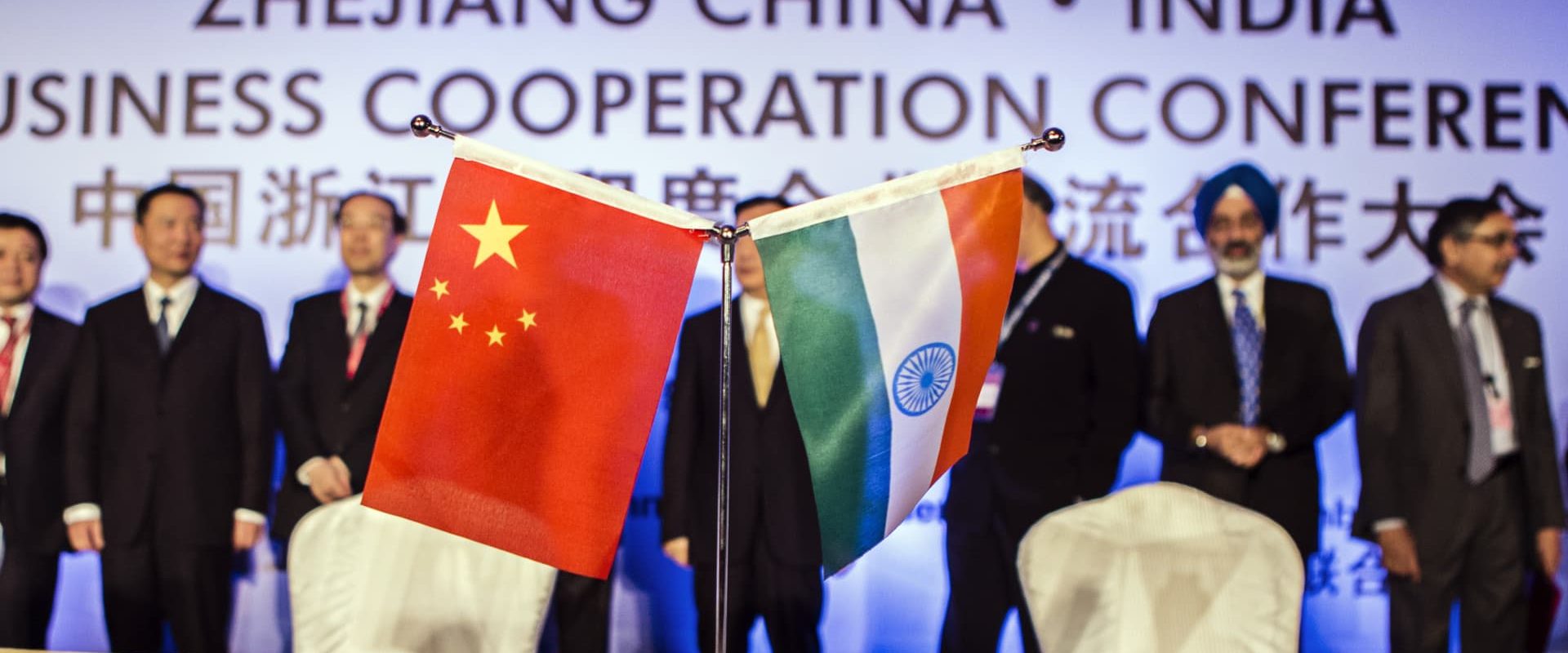 Vizita în India: Relațiile cu China, pe un făgaș mai bun