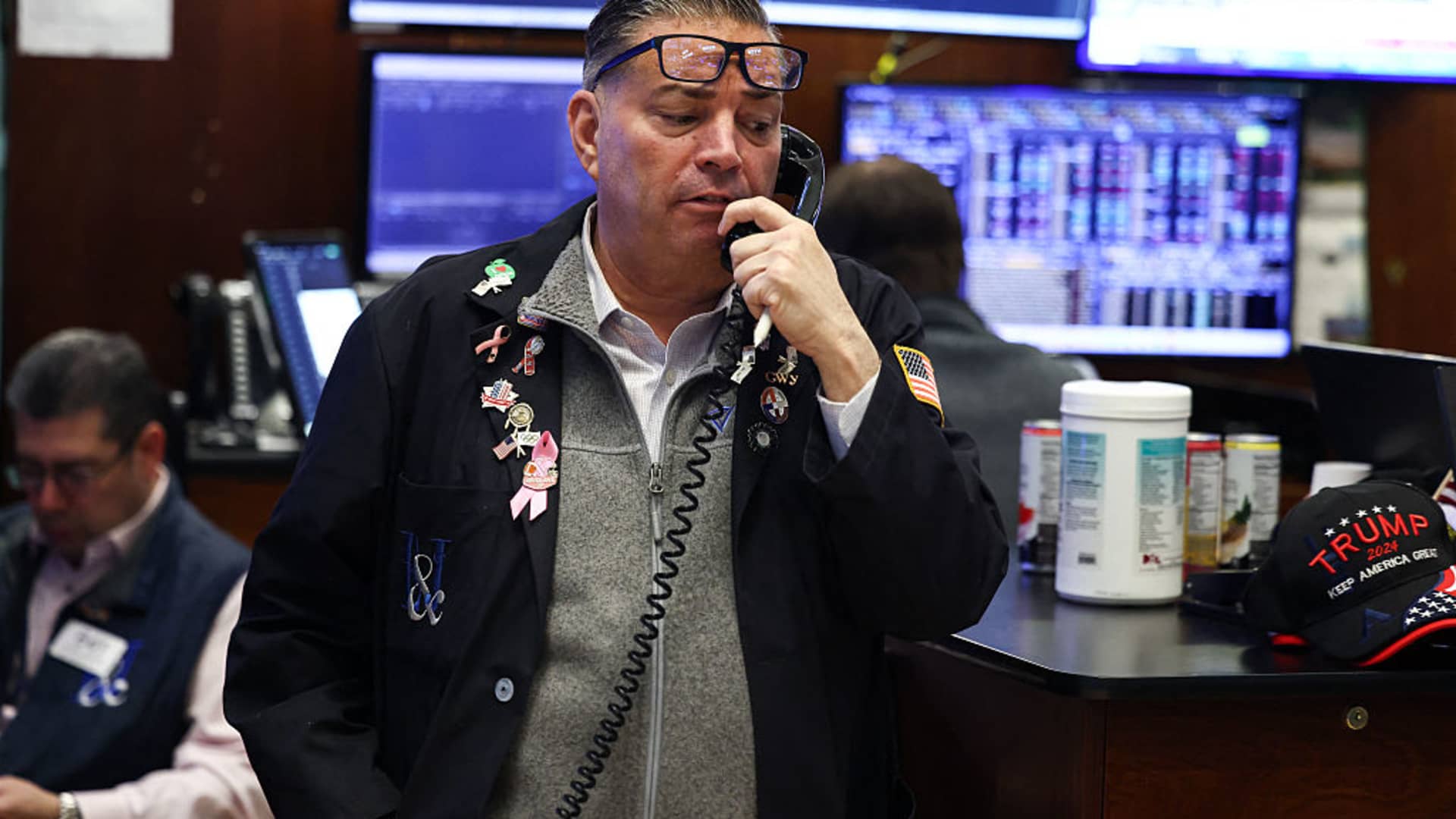 Bursa Azi: Updateuri LIVE. Ce se întâmplă cu ACȚIUNILE azi?
