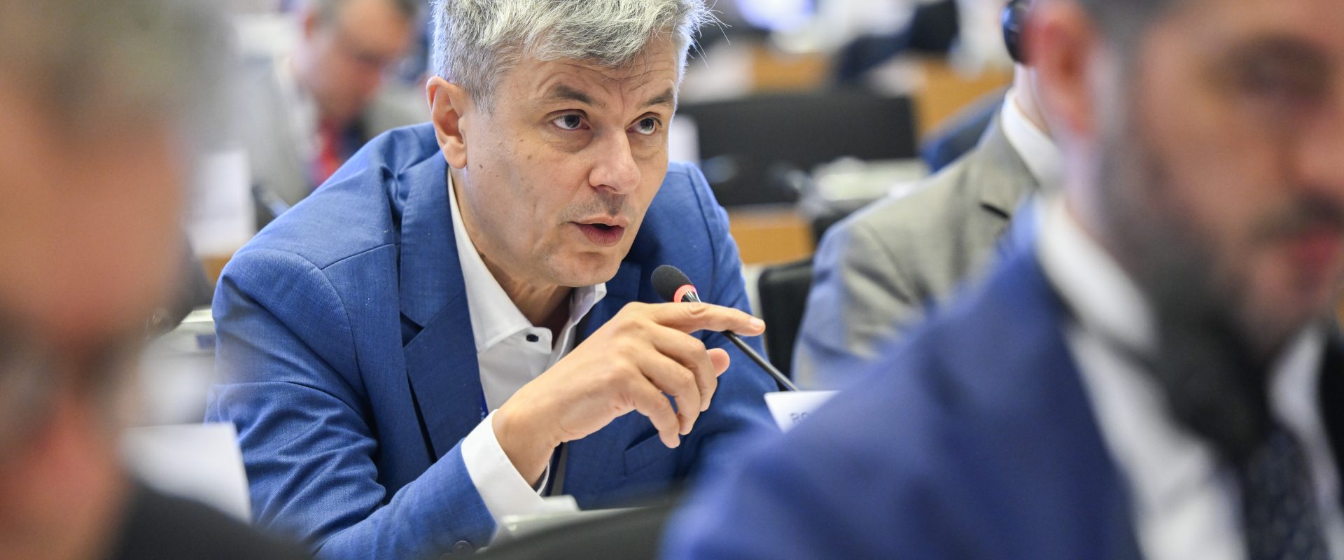 Cum accelerează UE investițiile în energie? Popescu, dezbatere la Bruxelles