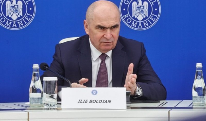 Bolojan: Statul, în pierdere de pe urma carburanților scumpi. TVA umflă bugetul, dar costurile