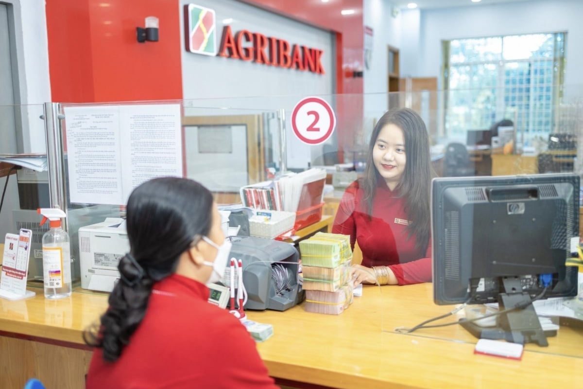 Agribank, lider pe piață: Reduce dobânzile și dă tonul în România