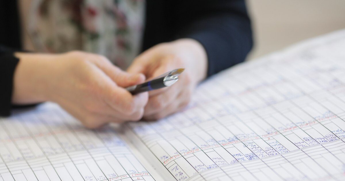 Titularizare în România: Doi profesori spun cum să evaluăm corect dascălii