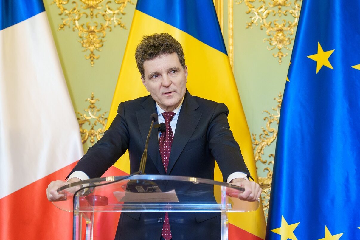 Nicușor Dan, despre „turbulențe politice”: Sper o guvernare pro-occidentală