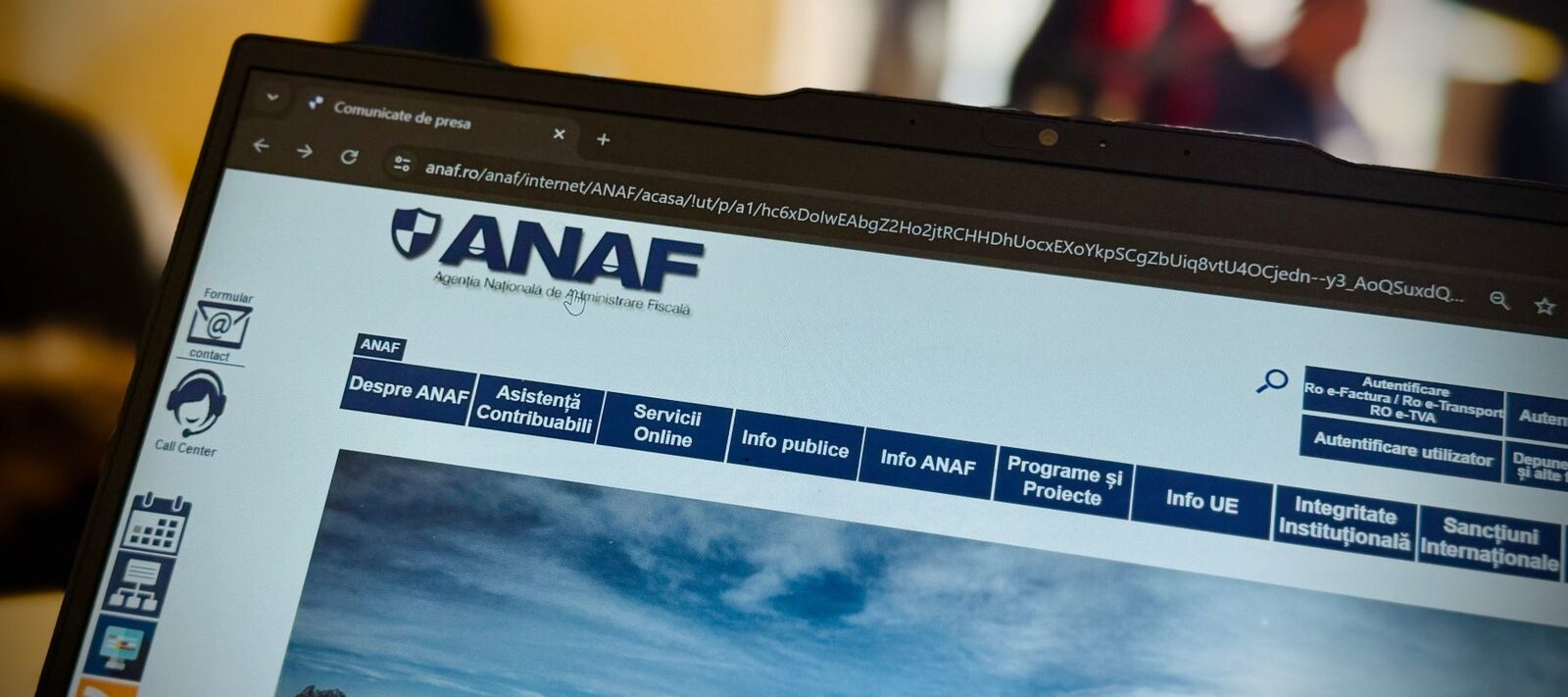 Atenție, români! ANAF nu cere date prin telefon. E țeapă curată!