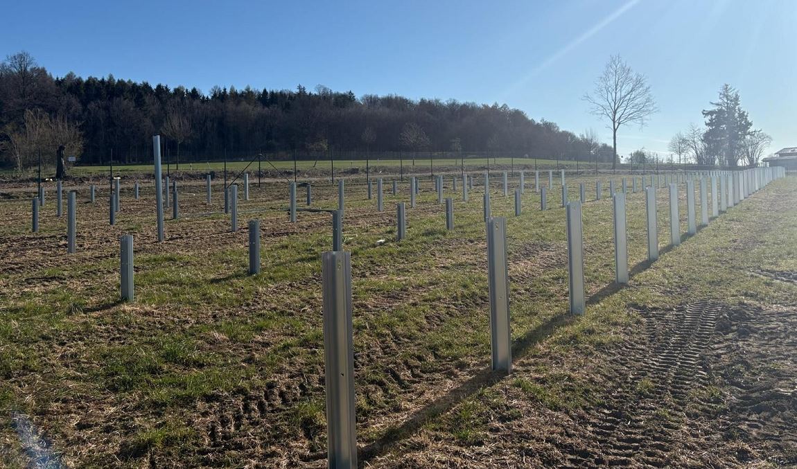 Băieții deștepți din energie: Proiecte blocate pe rețeaua electrică, scoase la vânzare pe OLX