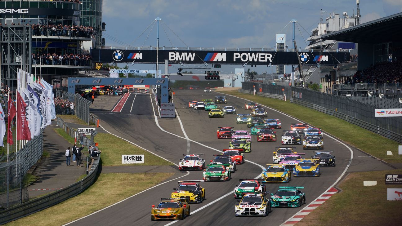 Moarte pe circuitul Nurburgring: Un pilot a pierit, Verstappen prezent