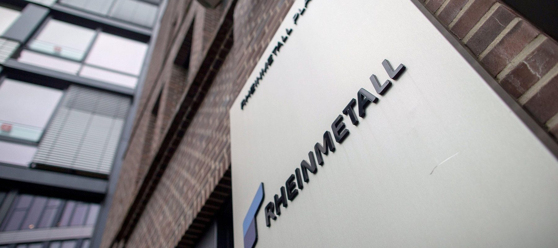 Rheinmetall: Blindatele ajung în toată România, investițiile vizează Satu Mare, Mediaș și Mangalia