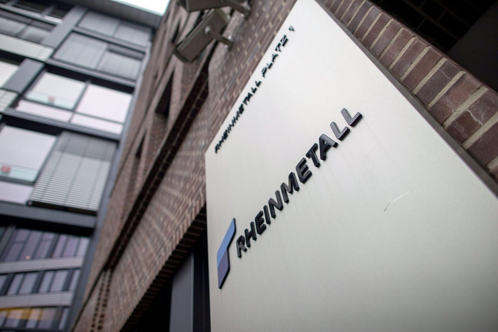 Rheinmetall: Blindatele ajung în toată România, investițiile vizează Satu Mare, Mediaș și Mangalia