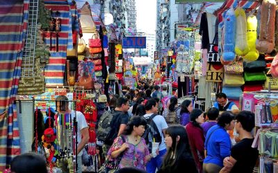 Creștere economică peste așteptări în China, dar cu recordul minim istoric