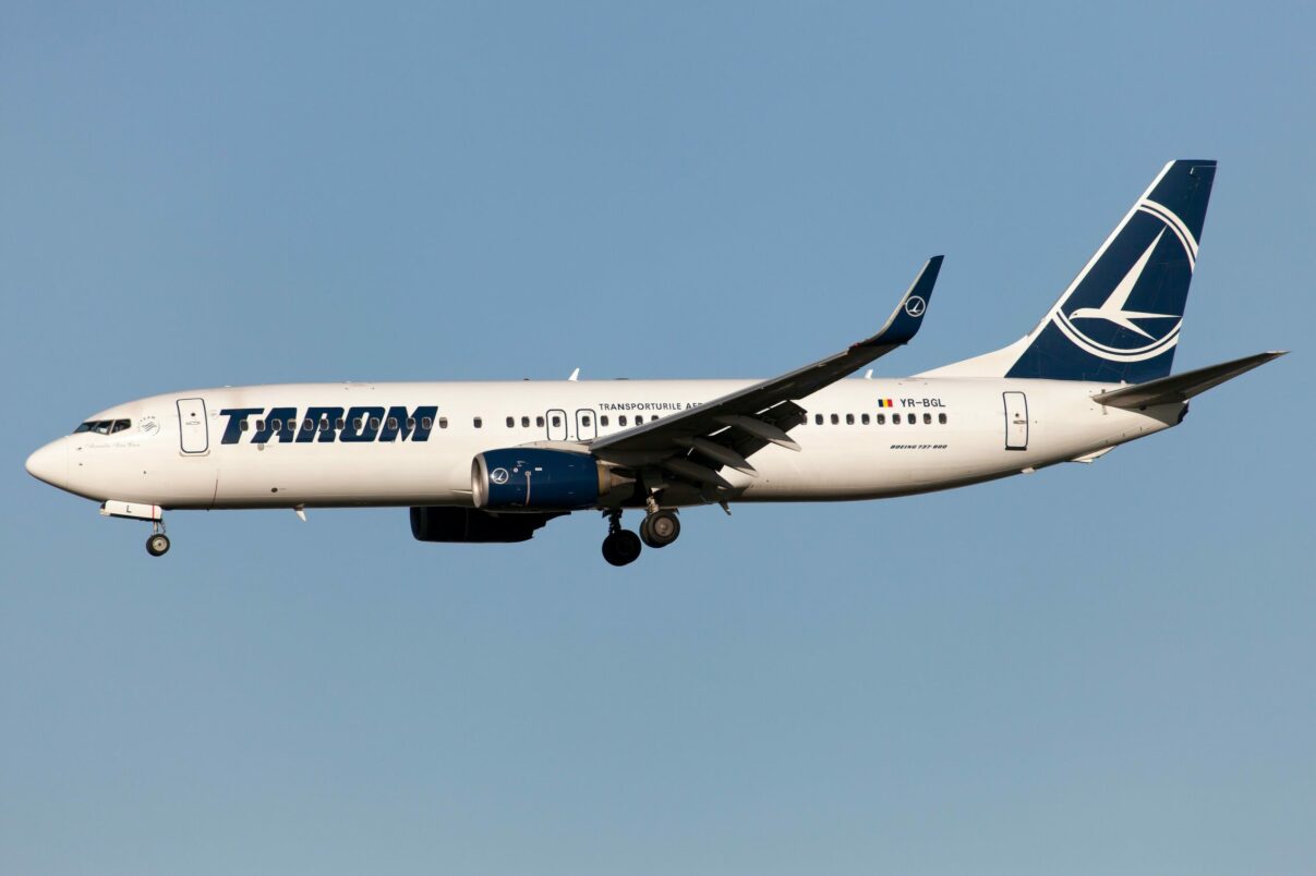 Petiție pentru TAROM: „Astăzi e TAROM, mâine… altă companie strategică”