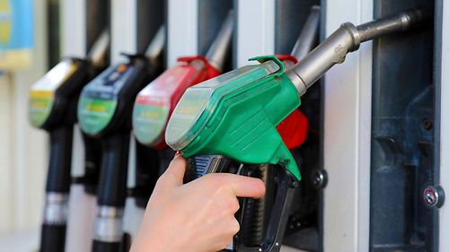 Economia și românii, scutiți de taxe: Ce măsuri pregătesc autoritățile?