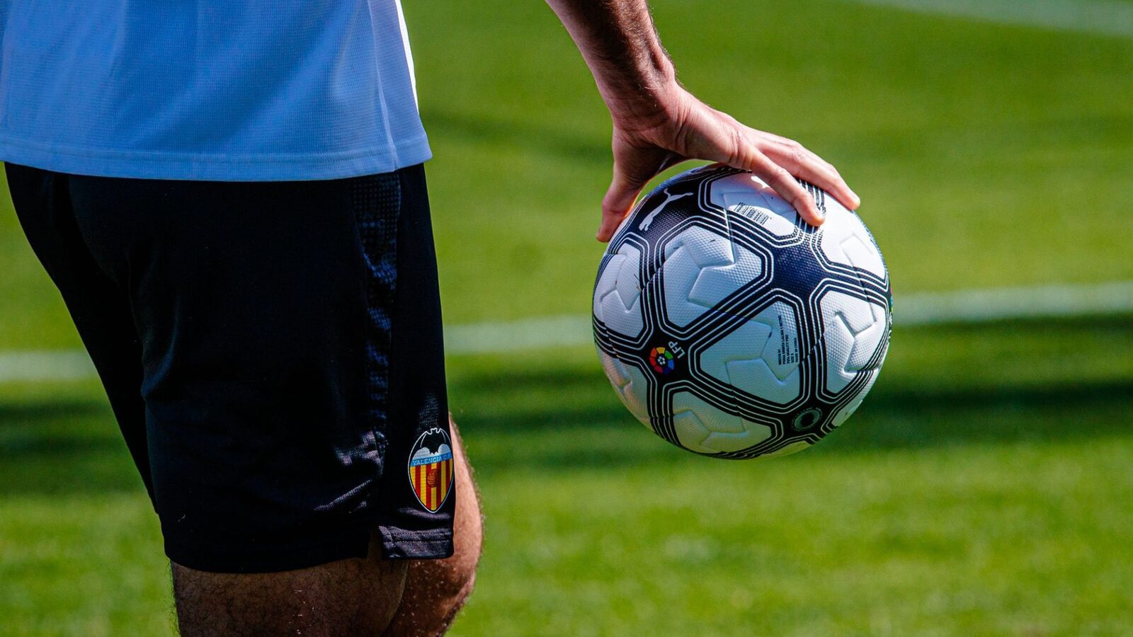 Valencia CF debutează în „Retro Matchday” contra lui Elche CF în LALIGA