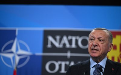 Rutte, la Ankara: NATO garantează apărarea Turciei, indiferent de risc