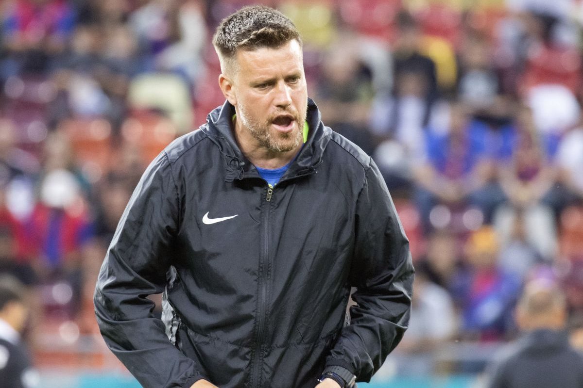 Antrenorul, DEMIS după eșecul din Liga 2! Mihai Pintilii, favorit să preia echipa