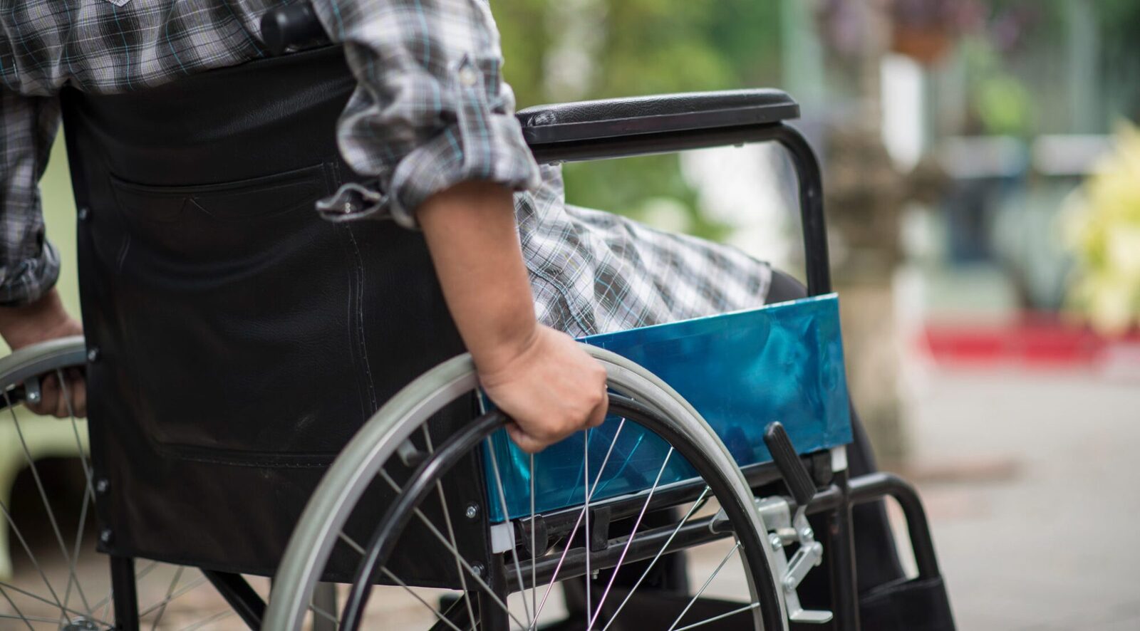 Cheltuieli URIAȘE în Sectorul 1: Peste 11.000 lei lunar pentru un adult cu dizabilități!