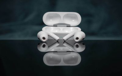 De ce AirPods e rege pe piața audio: Secretul succesului Apple