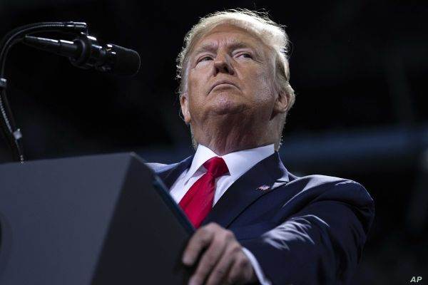 Trump: Petroliere goale se îndreaptă spre SUA să încarce țiței american