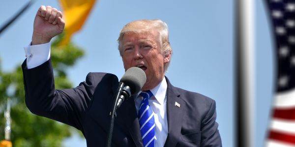 Trump acuză IRANUL de încălcarea armistițiului: Ce spune fostul președinte?