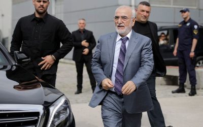 Savvidis bagă mâna-n buzunar: 8 milioane euro pentru Lucescu la PAOK