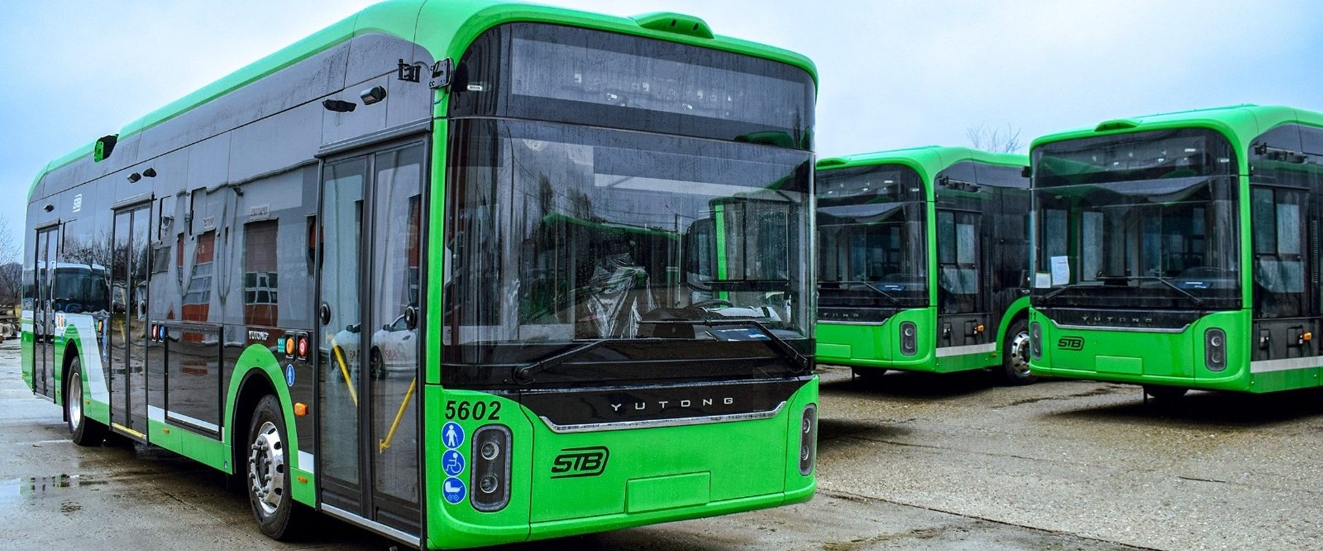 Noile troleibuze din București, condiționate: Alcoolemia șoferilor STB, verificată