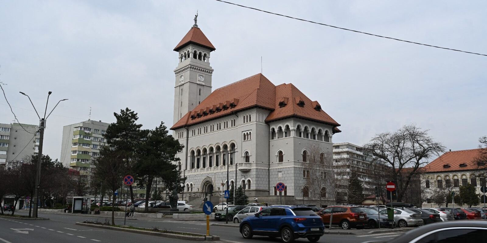 Primăria sectorului 1: 757 de posturi în 2026. Cum se împart banii?