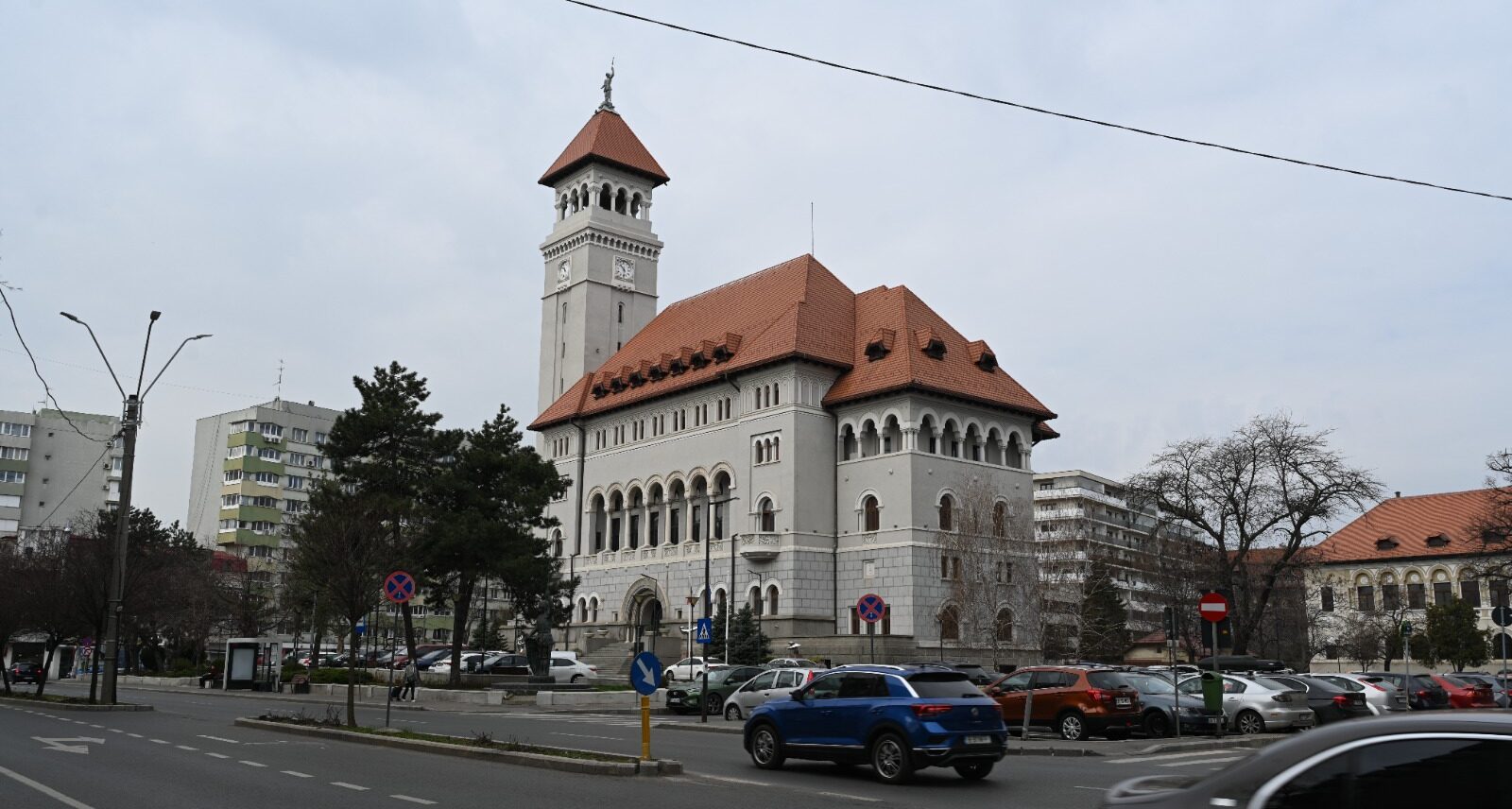 Primăria sectorului 1: 757 de posturi în 2026. Cum se împart banii?