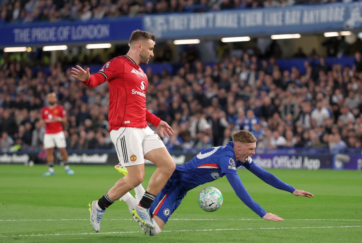Chelsea – Manchester United, duelul pentru Champions League începe acum
