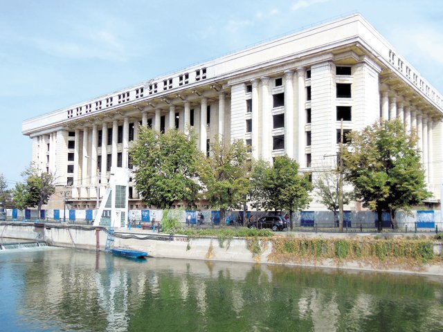 România învinge Plaza Centers la Washington: Casa Radio scapă de daune uriașe