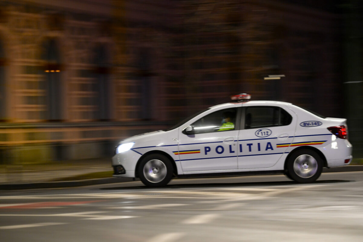 Două victime de Paște pe un drum din Ilfov: Accident mortal cu mașina într-un copac