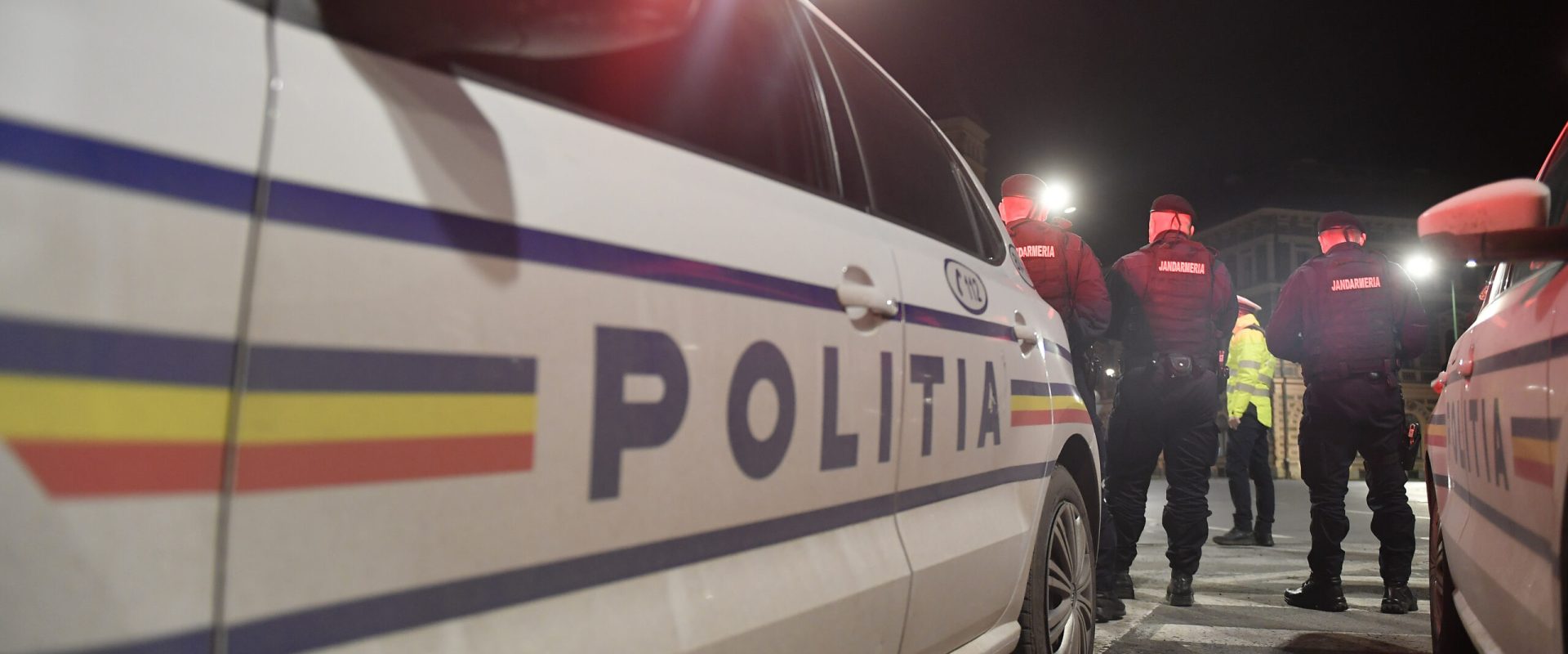 Tineri, prinși de spaimă în carusel: Pompierii au intervenit în România