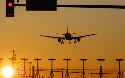 O companie aeriană care zboară și în România schimbă regulile: Când se închid ghișeele