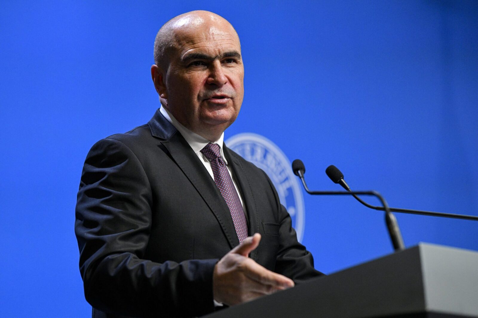 Bolojan: Credință și speranță de Paște pentru o Românie mai bună