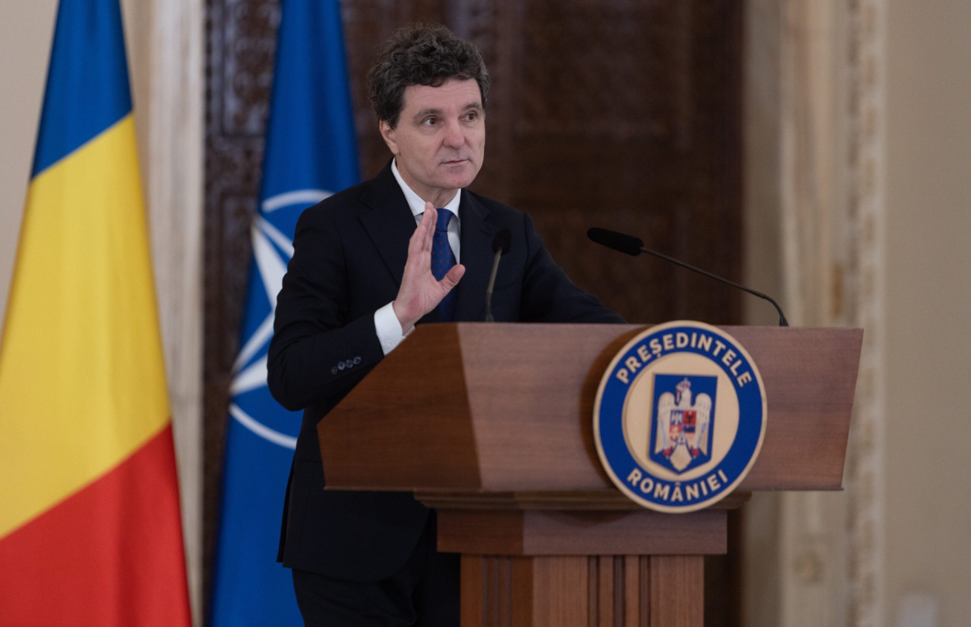 Cât de mult se uită copiii lui Nicușor Dan la tv? Răspunsul surprinzător