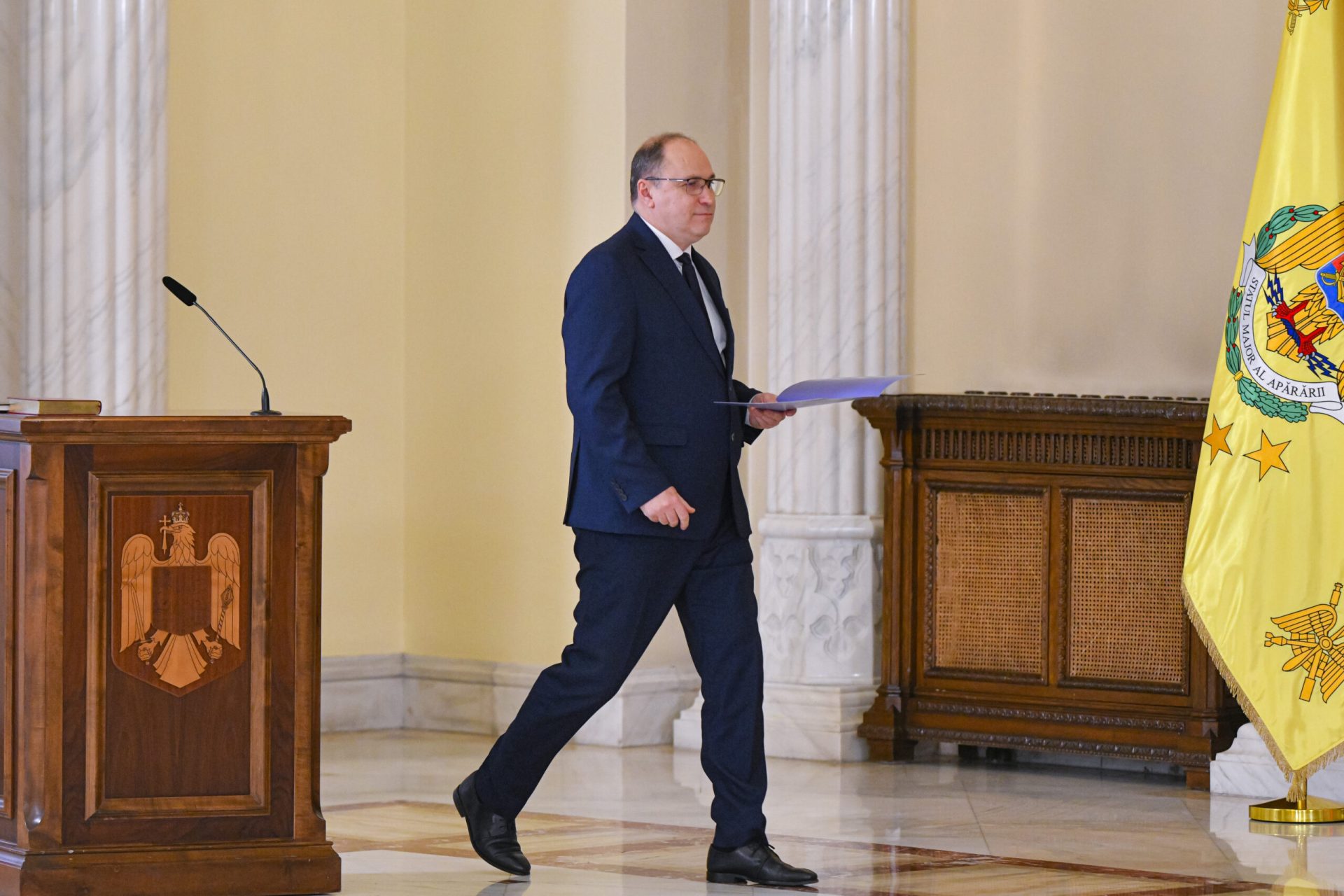 Dimian propune: Profesorii cu ore suplimentare, plătiți mai bine! Munca de acasă – inclusă
