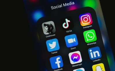 Interdicția social media pentru minori: Estonia dă undă verde. Iluzie sau realitate?