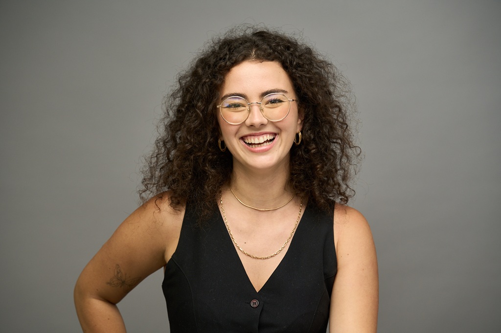 Platforma americană cu AI, susținută de Karpathy și Sutskever, vine în România cu program pentru elevi și profesori